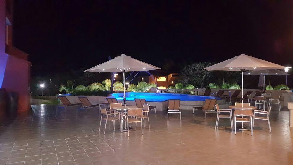 The Plaza Suites Humacao Esterno foto