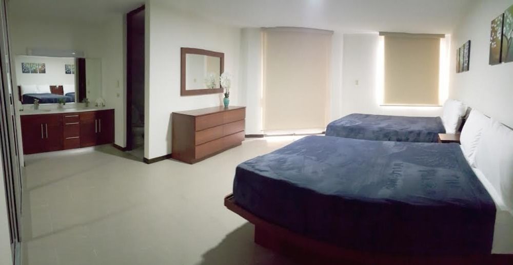 The Plaza Suites Humacao Esterno foto